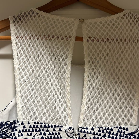 Guess dress - Picture 3 of 4